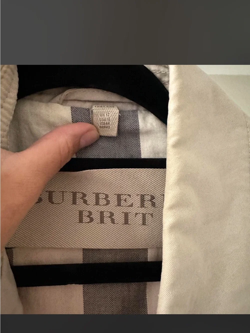 Burberry Brit Light Beige Trench Jacket with Signature Check - Picture 3 of 5